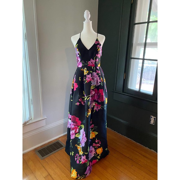 BCX Dresses & Skirts - BCX Dress Black Floral Strappy Gown Maxi with Pockets Sz 0